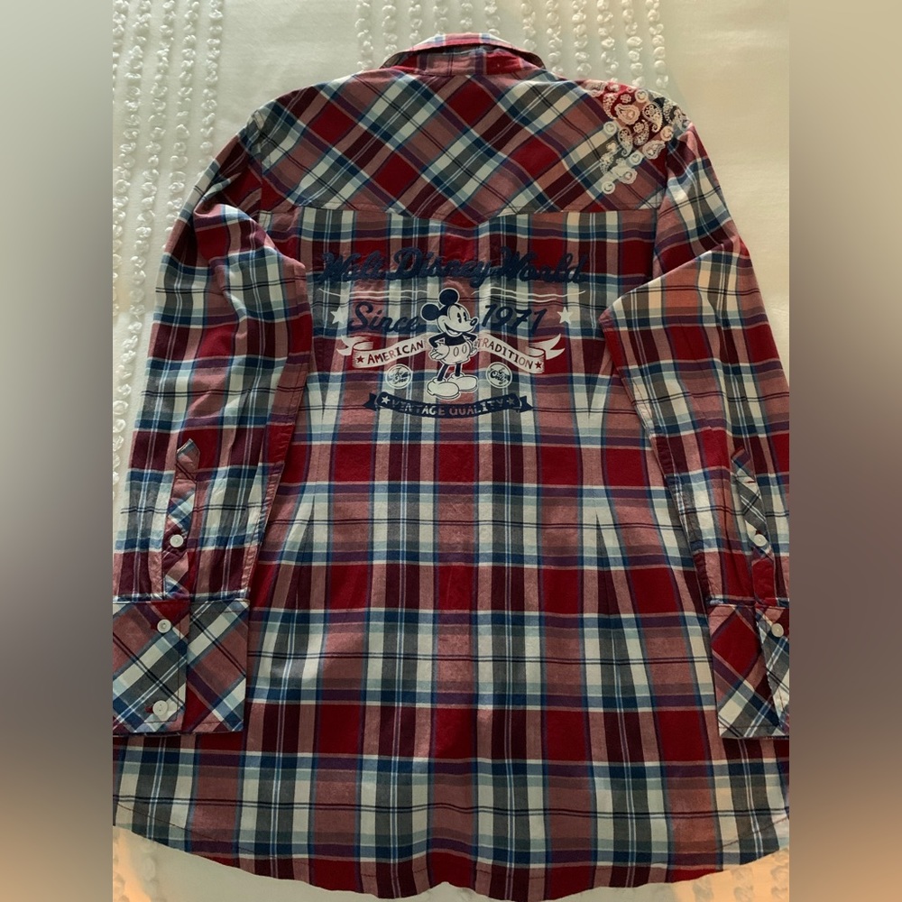 Disney Plaid Cowboy Shirt Ladies Size Med In Great Condition Worn One Time